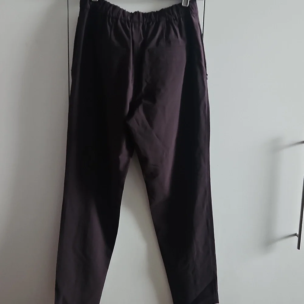 NWT MM Lafleur Colby Pants OrigamiTech Size 6 In Acai - Picture 6 of 6